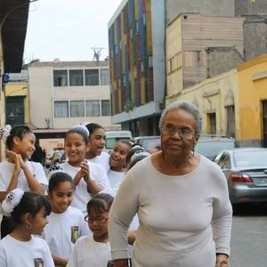 Meet your Posher, Chechi